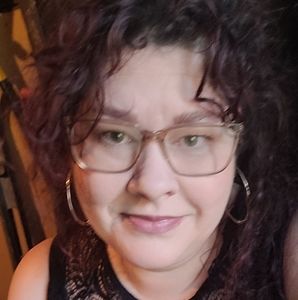 Meet your Posher, Bobbi